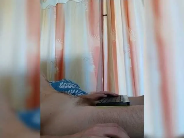 Live sex webcam photo for Wowteror #276099131