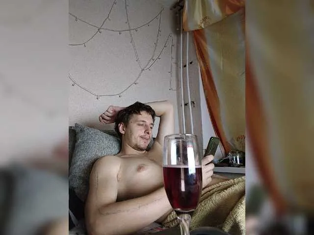 Live sex webcam photo for Wowteror #276983815