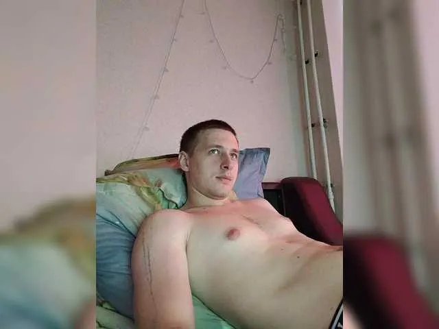 Live sex webcam photo for Wowteror #288994637