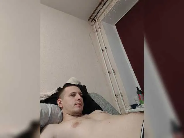 Live sex webcam photo for Wowteror #291097487