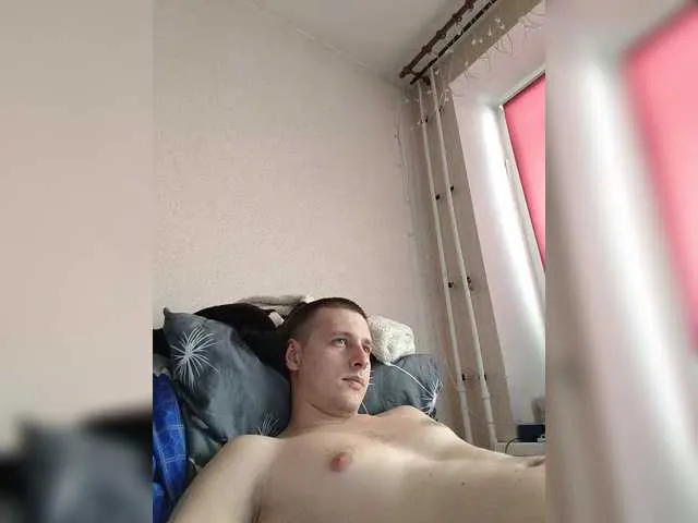 Live sex webcam photo for Wowteror #291103188