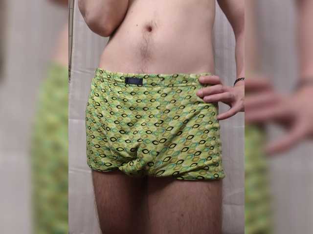 Live sex webcam photo for Wowteror #291395761