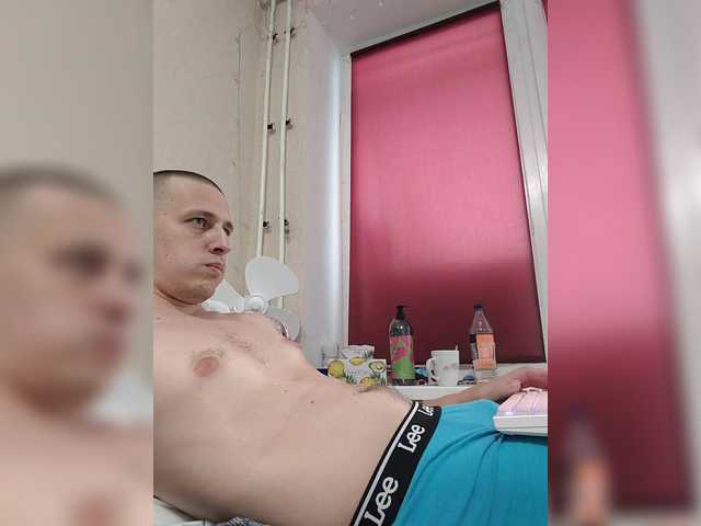 Live sex webcam photo for Wowteror #291564118