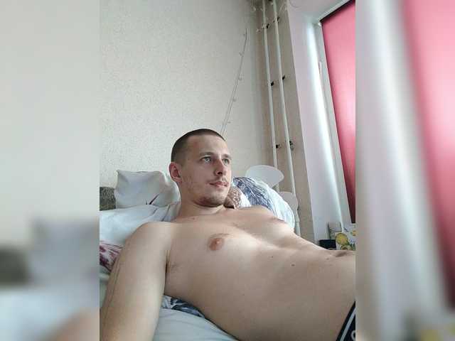 Live sex webcam photo for Wowteror #291627880