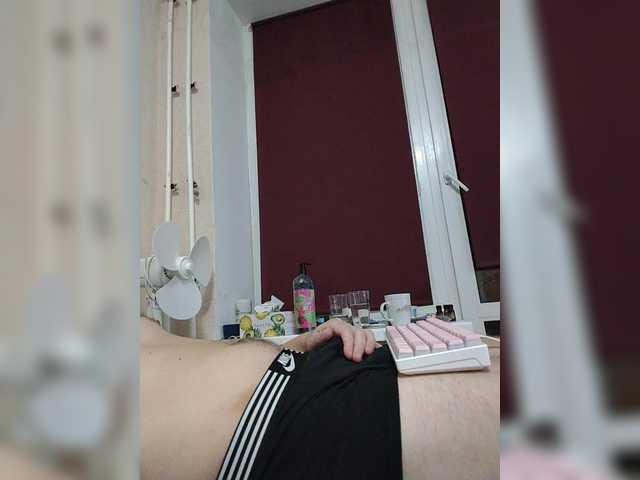 Live sex webcam photo for Wowteror #291846875