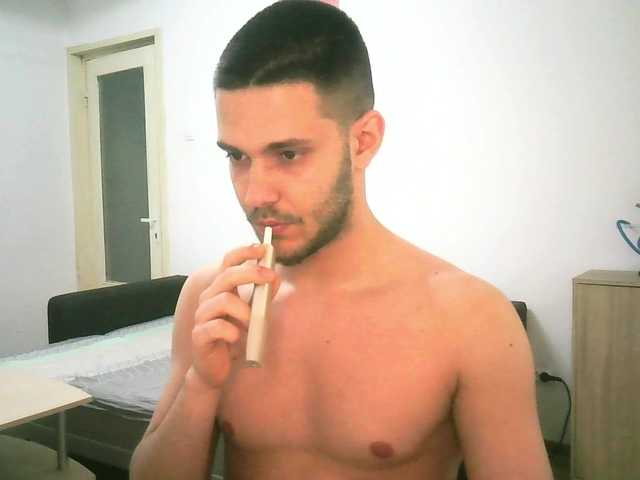 Live sex webcam photo for XBurningChad #277790415