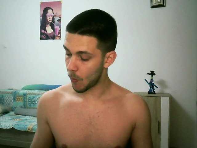 Live sex webcam photo for XBurningChad #277993280