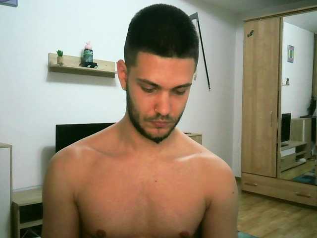 Live sex webcam photo for XBurningChad #278057046