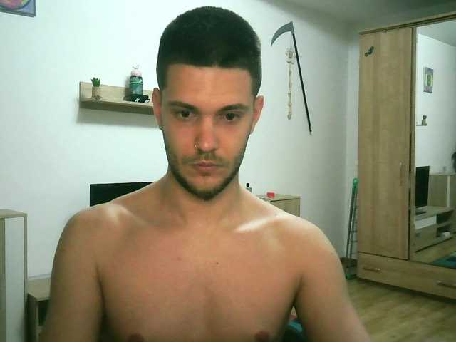 Live sex webcam photo for XBurningChad #278077704