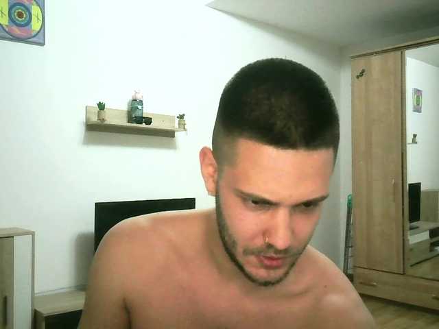 Live sex webcam photo for XBurningChad #278100750