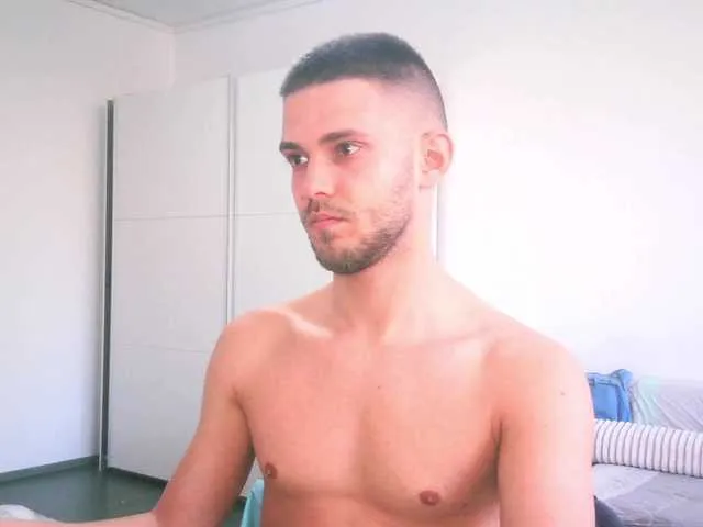 Live sex webcam photo for XBurningChad #290552170