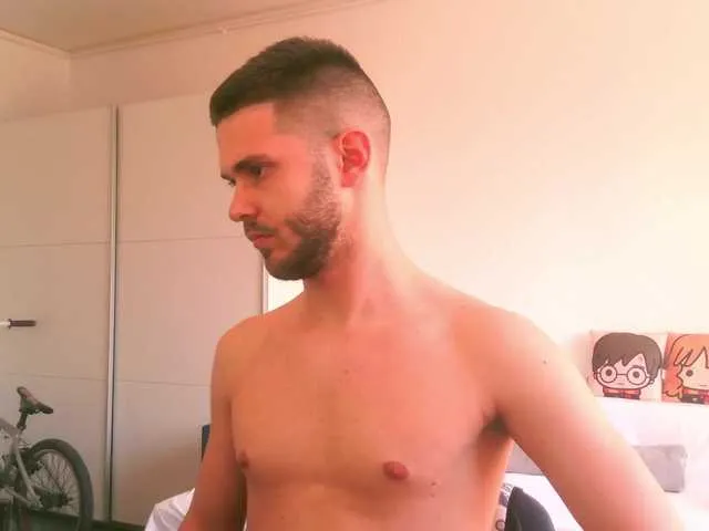 Live sex webcam photo for XBurningChad #290702229