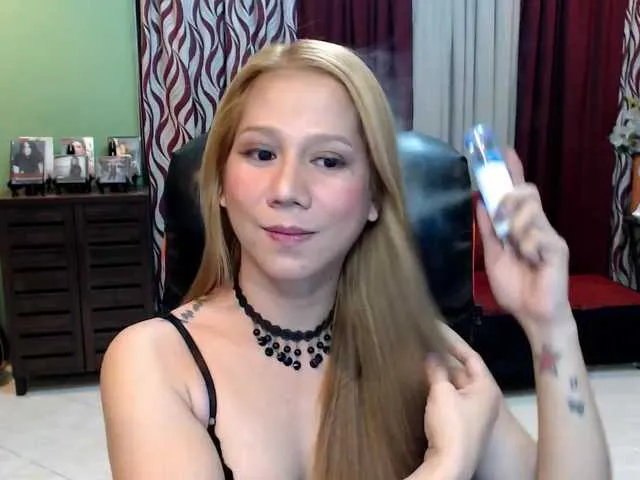 Live sex webcam photo for XCUMPOPPERX #291340219