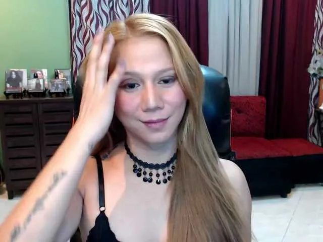 Live sex webcam photo for XCUMPOPPERX #291634214