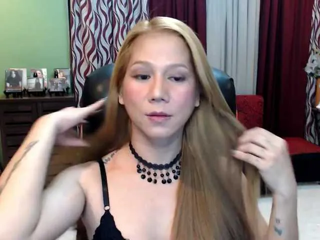 Live sex webcam photo for XCUMPOPPERX #291798997