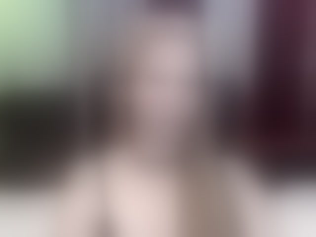 Live sex webcam photo for XCUMPOPPERX #294067816