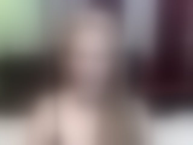 Live sex webcam photo for XCUMPOPPERX #294168570