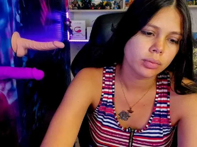 Live sex webcam photo for XCrislerSweet #271814645