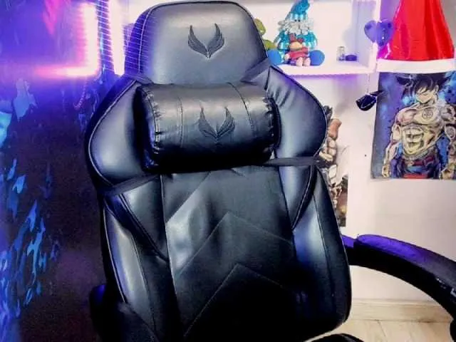 Live sex webcam photo for XCrislerSweet #271841374