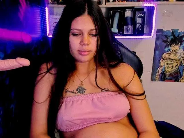 Live sex webcam photo for XCrislerSweet #272146474