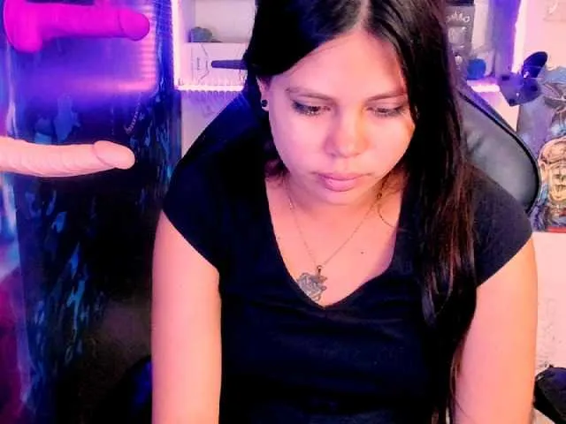 Live sex webcam photo for XCrislerSweet #272306592