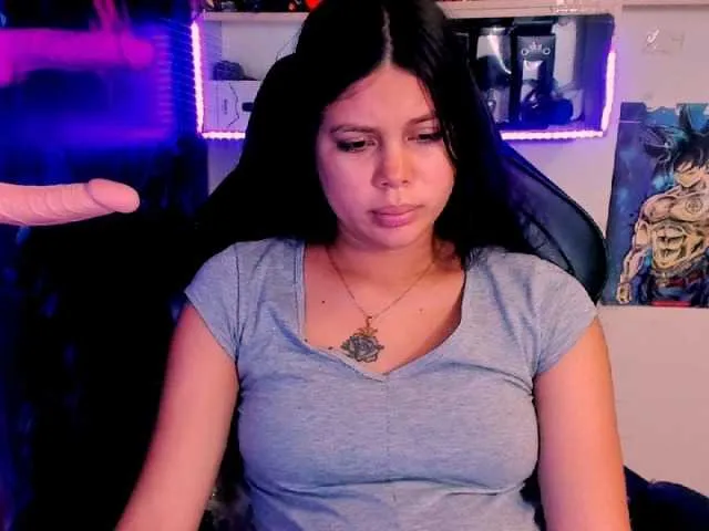 Live sex webcam photo for XCrislerSweet #272329698