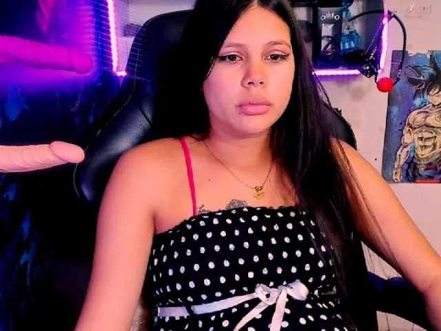 Live sex webcam photo for XCrislerSweet #272398751