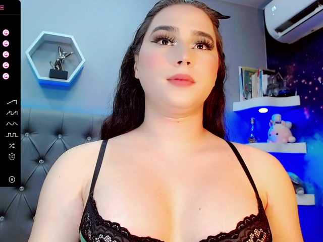 Live sex webcam photo for XDannaxxx #277472860