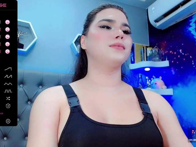 Live sex webcam photo for XDannaxxx #278043053
