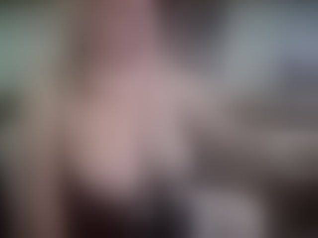 Live sex webcam photo for XHelenaX99 #294116850