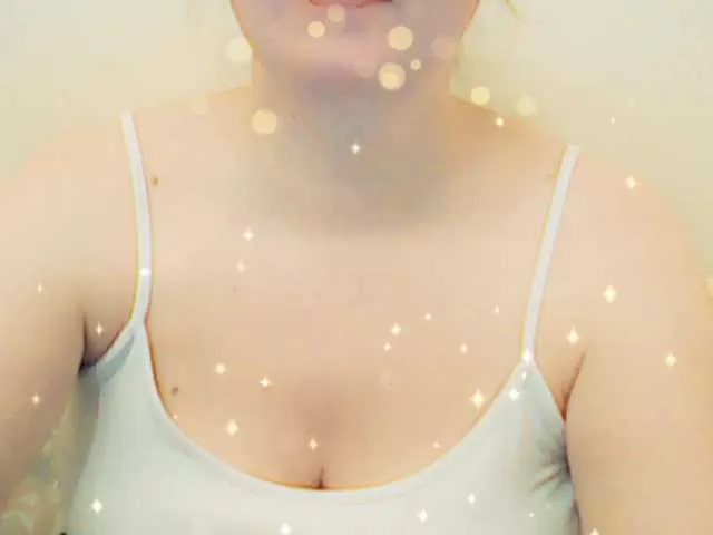 Live sex webcam photo for XMomentX1 #271712530