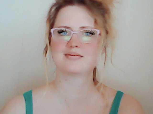 Live sex webcam photo for XMomentX1 #271733695