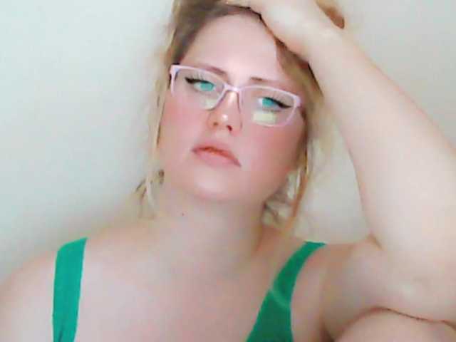 Live sex webcam photo for XMomentX1 #271747664