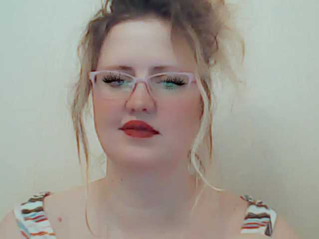 Live sex webcam photo for XMomentX1 #271965722