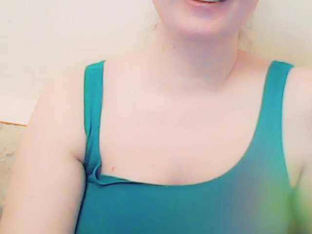 Live sex webcam photo for XMomentX1 #272156811