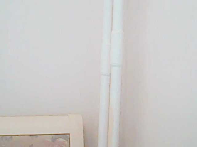 Live sex webcam photo for XMomentX1 #272582172