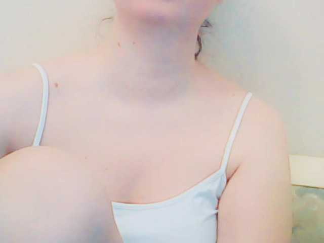 Live sex webcam photo for XMomentX1 #272731754