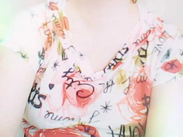 Live sex webcam photo for XMomentX1 #272990055