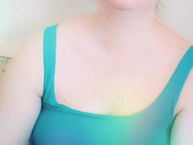 Live sex webcam photo for XMomentX1 #273897945