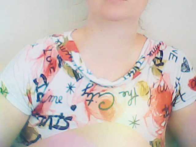 Live sex webcam photo for XMomentX1 #274018480