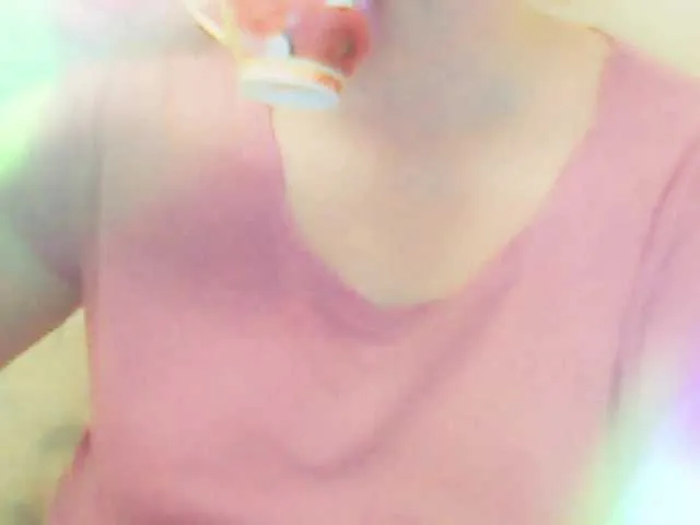 Live sex webcam photo for XMomentX1 #275569039