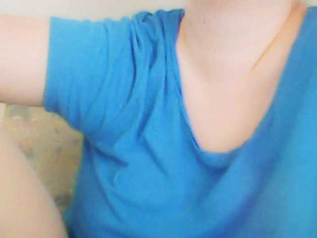 Live sex webcam photo for XMomentX1 #275799997