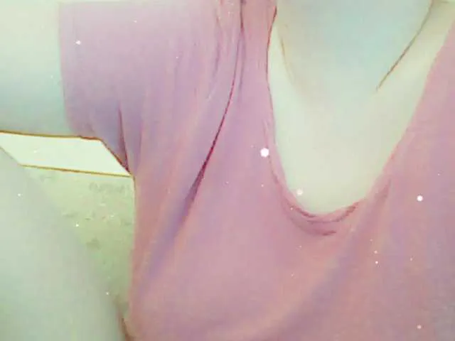 Live sex webcam photo for XMomentX1 #275920665