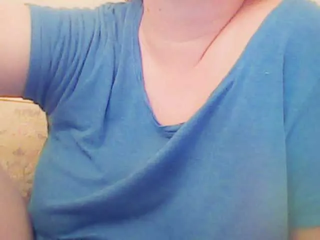 Live sex webcam photo for XMomentX1 #276153407