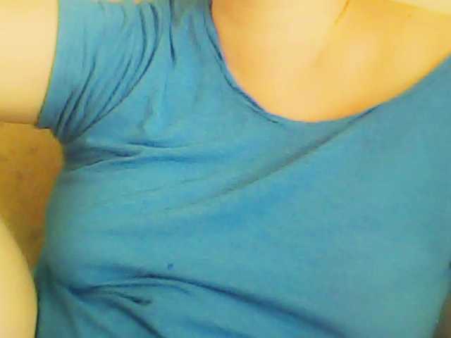 Live sex webcam photo for XMomentX1 #277946135