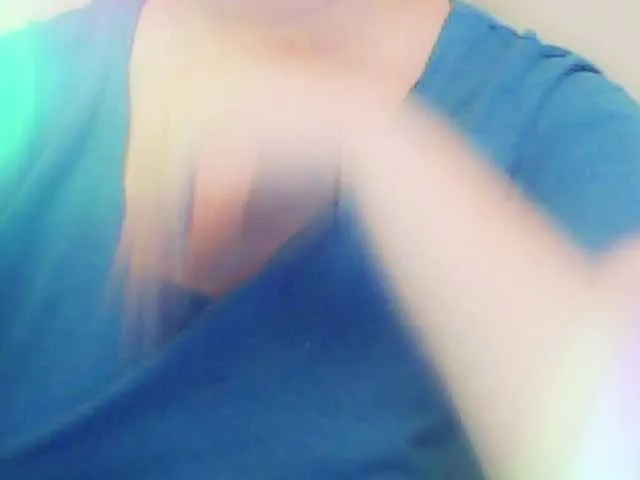 Live sex webcam photo for XMomentX1 #278167055