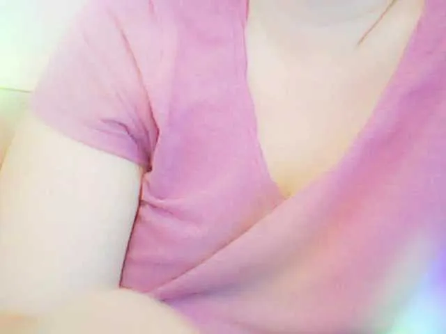 Live sex webcam photo for XMomentX1 #289400176