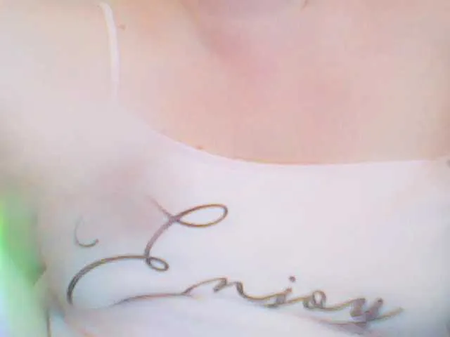 Live sex webcam photo for XMomentX1 #290958577