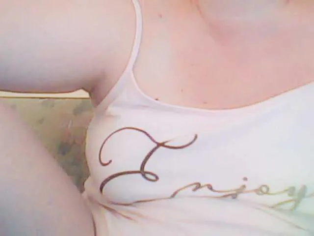 Live sex webcam photo for XMomentX1 #291124495