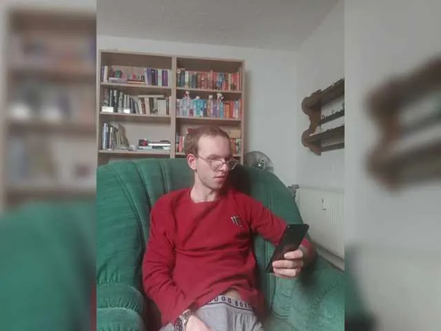 Live sex webcam photo for XO-777-OX #290791914